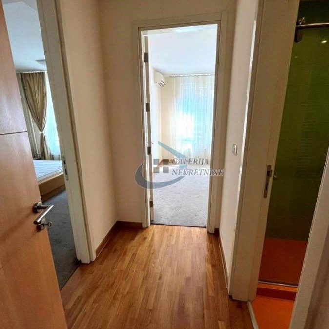 Trosoban stan na prodaju, Blok 67 – Belville, Beograd, 106m², 380.000 €
