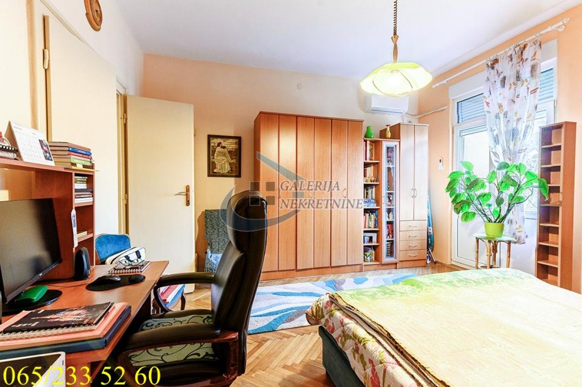 Trosoban stan na prodaju, Slavija, Beograd, 85m², 360.000 €