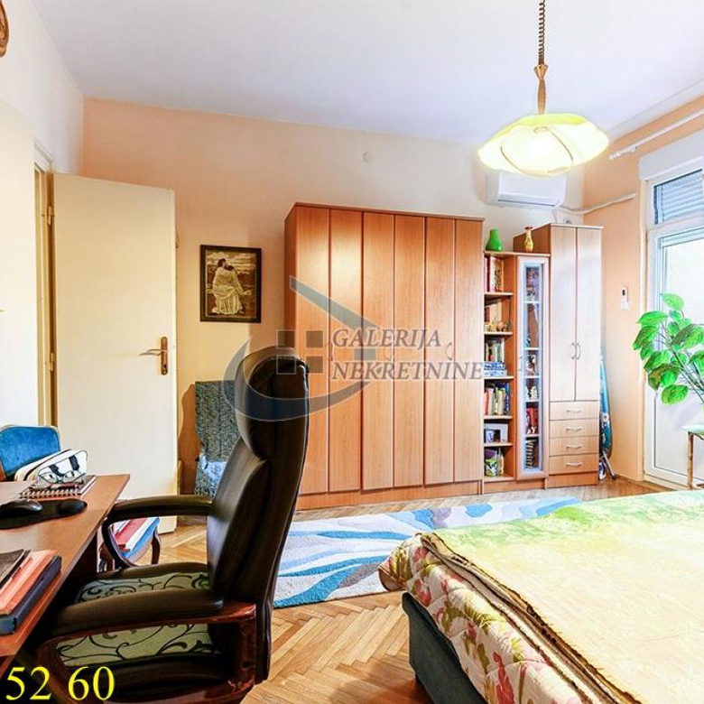 Trosoban stan na prodaju, Slavija, Beograd, 85m², 360.000 €