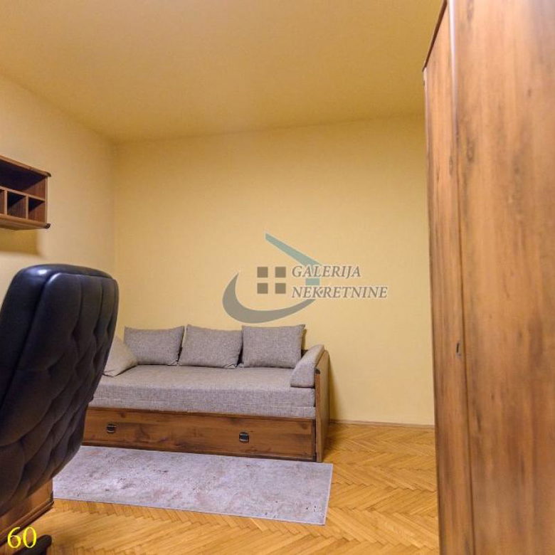 Četvorosoban stan na prodaju, Gradska Bolnica, Beograd, 104m², 3. sprat, 348.000 €