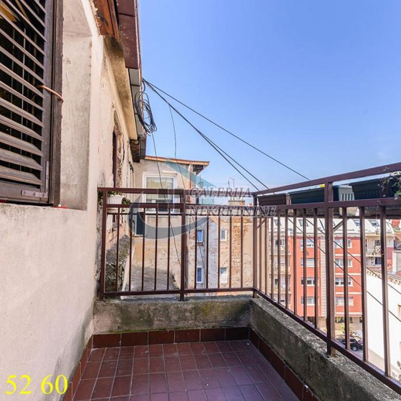 Četvorosoban stan na prodaju, Đeram Pijaca, Beograd, 81m², 300.000 €