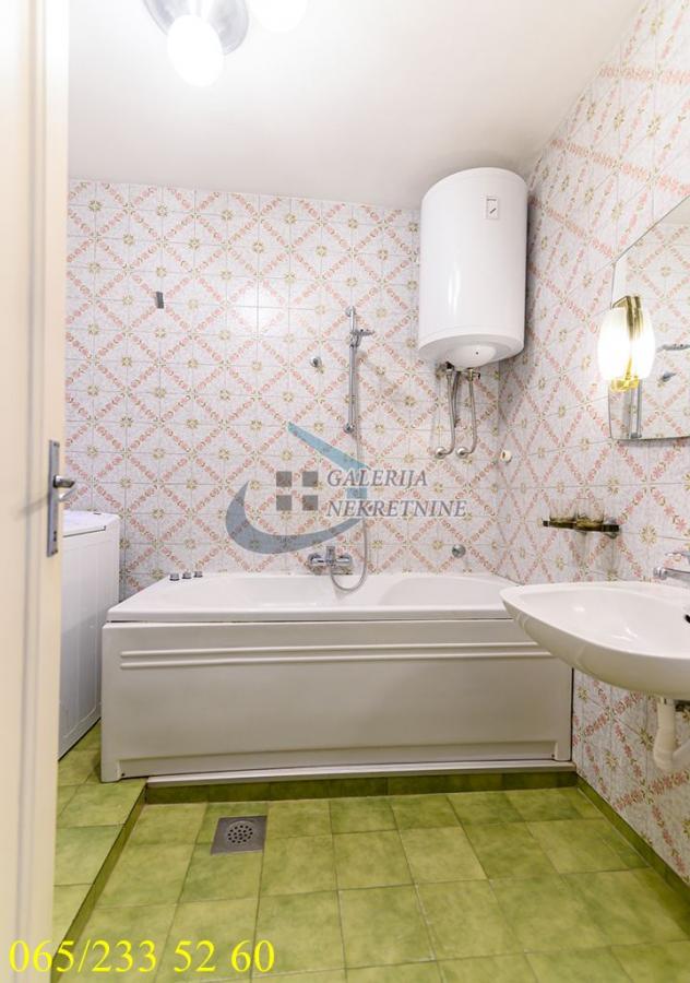 Trosoban stan na prodaju, Zeleni Venac, Beograd, 72m², 225.000 €