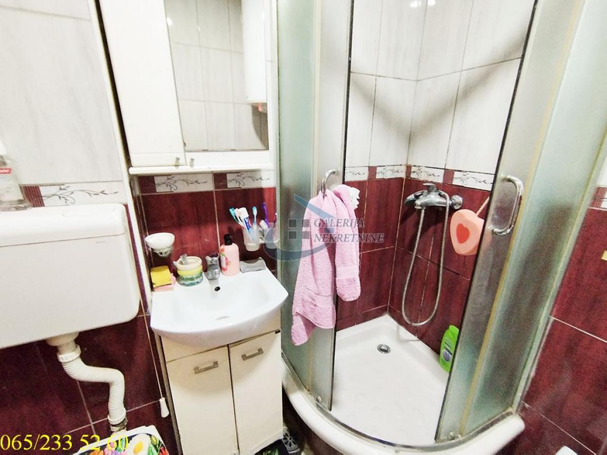 Dvoiposoban stan na prodaju, Labudovo Brdo, Beograd, 64m², 177.000 €