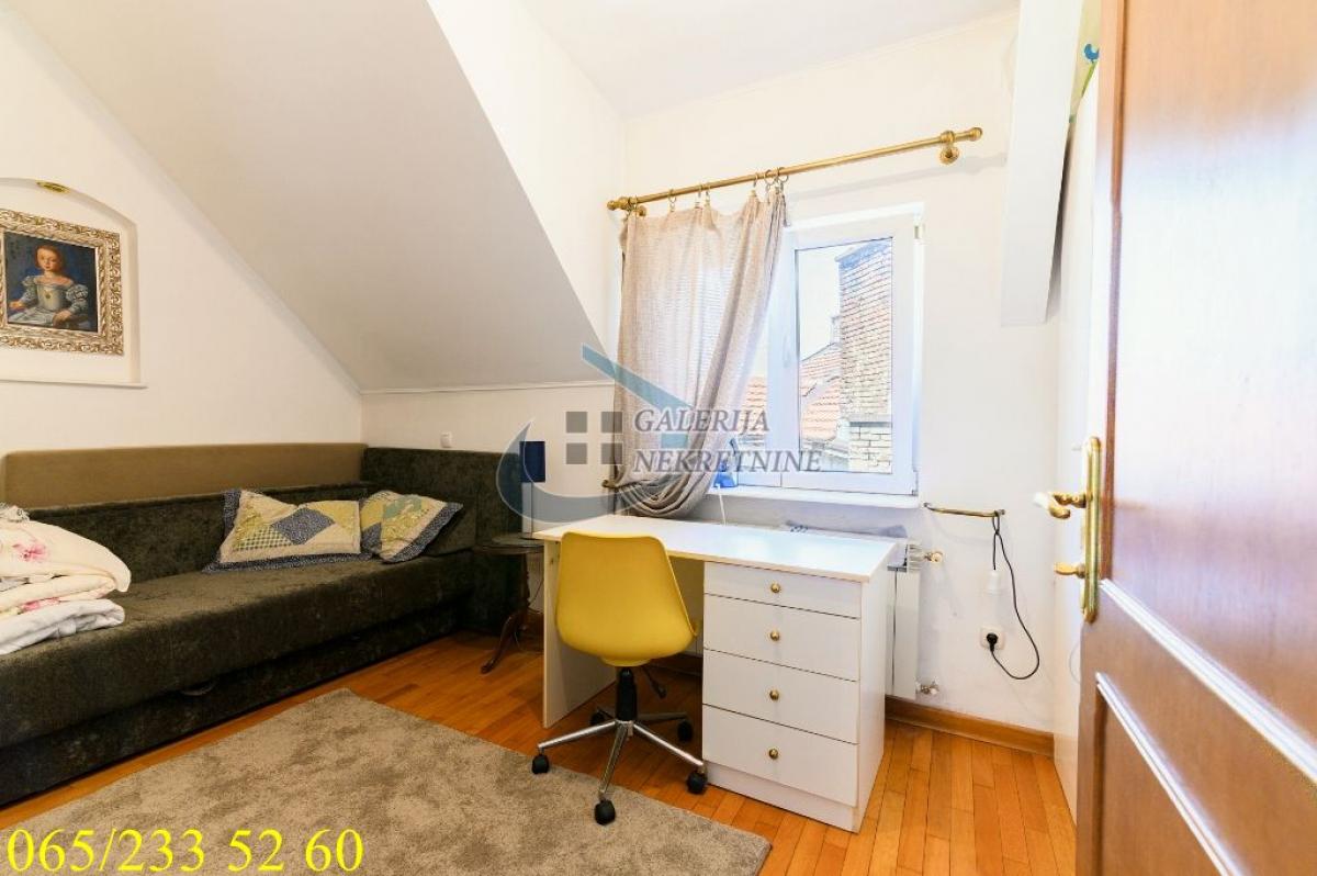 Petosoban stan na prodaju, Atelje 212, Beograd, 108m², 465.000 €