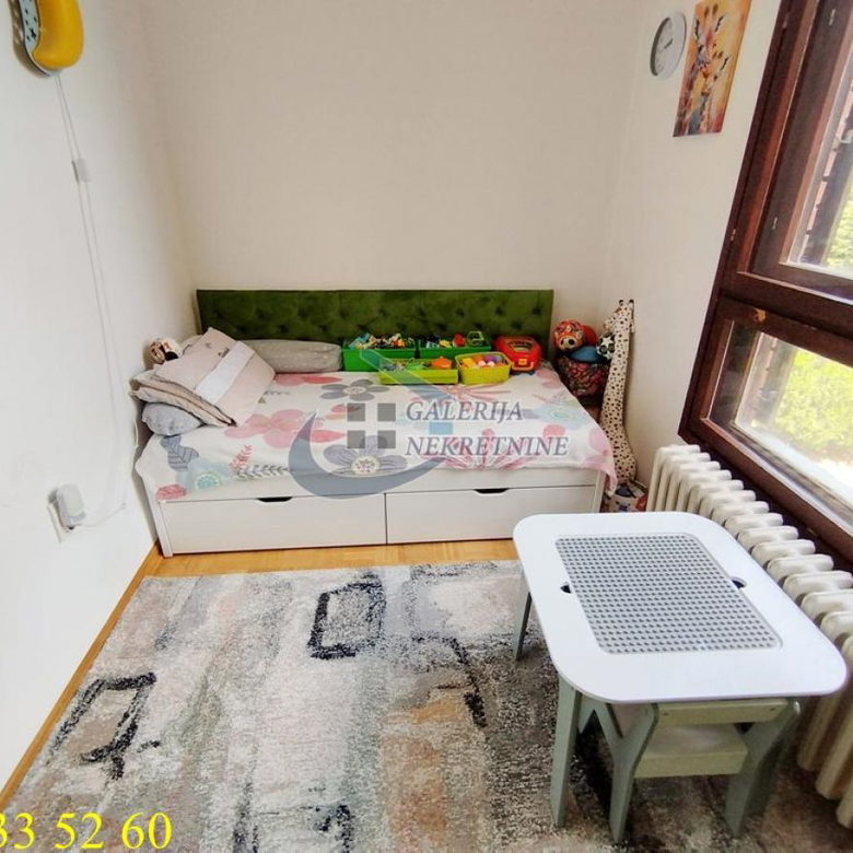 Troiposoban stan na prodaju, Labudovo Brdo, Beograd, 95m², 270.000 €