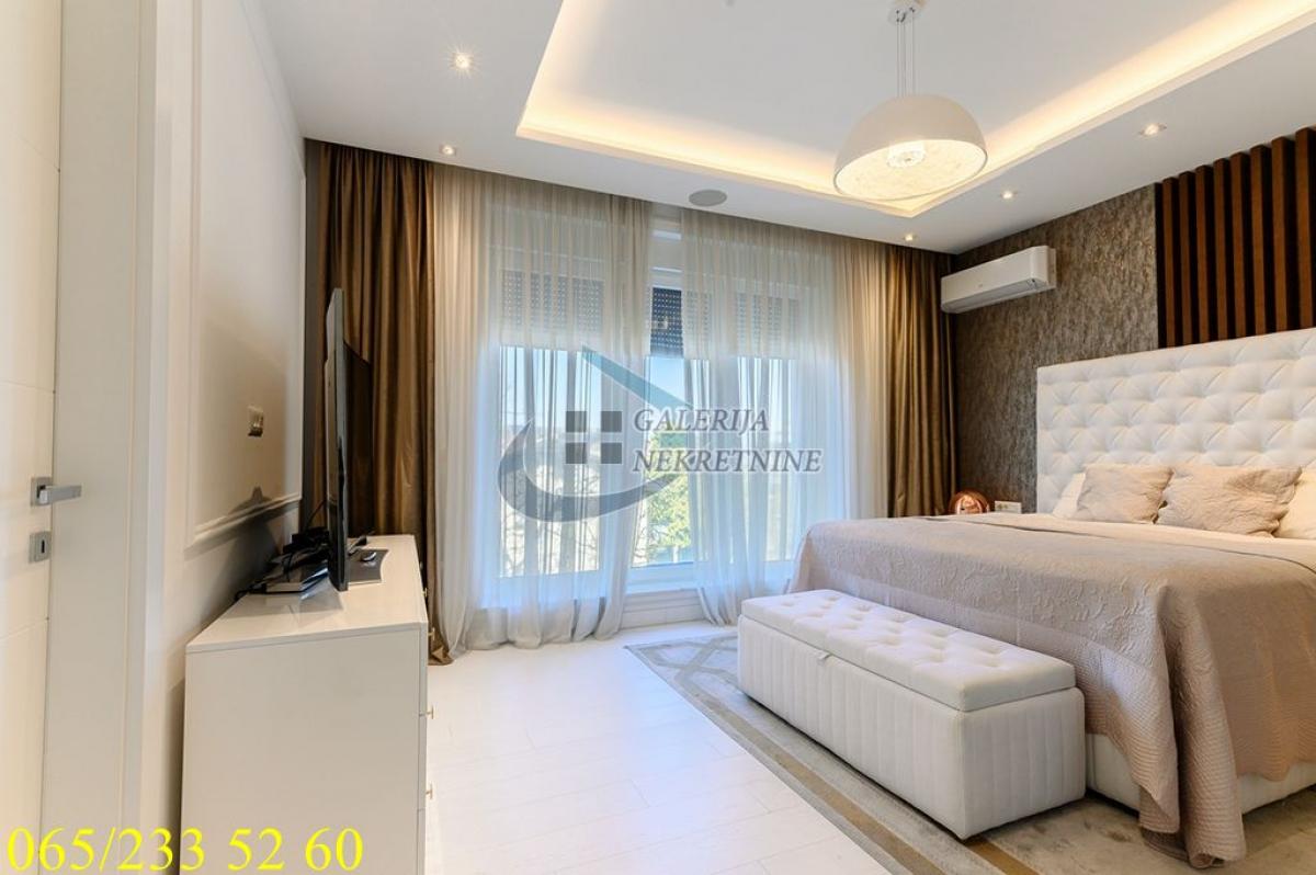 Dvosoban stan na prodaju, Dedinje, Beograd, 131m², 930.000 €