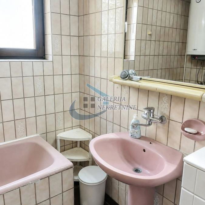 Četvorosoban stan na prodaju, Centar, Beograd, 109m², 245.000 €