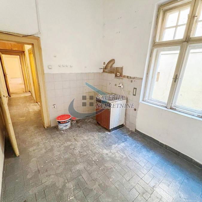 Četvorosoban stan na prodaju, Gundulićev Venac, Beograd, 91m², 359.000 €
