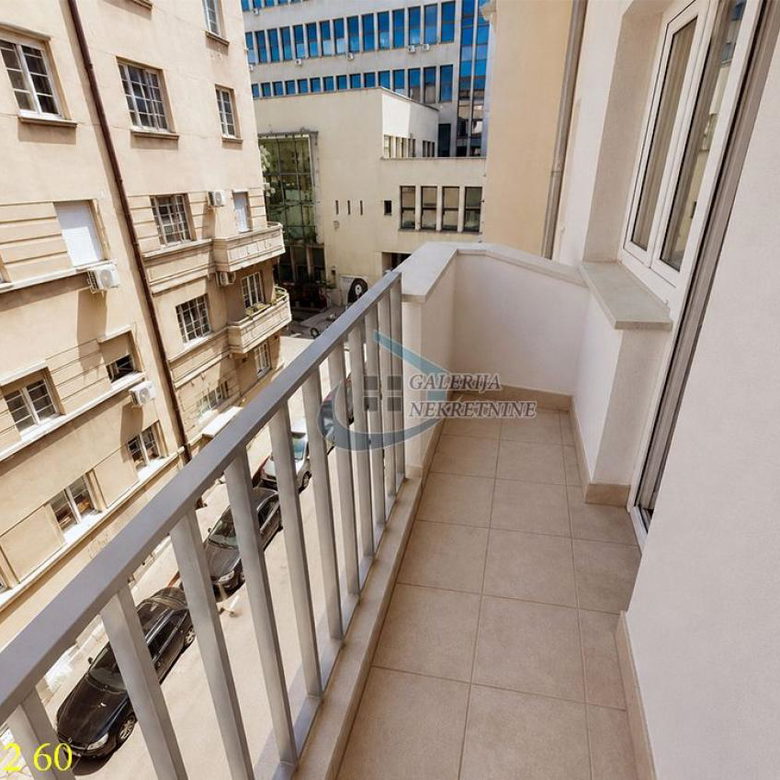 Dvosoban stan na prodaju, Studentski Trg, Beograd, 68m², 448.000 €