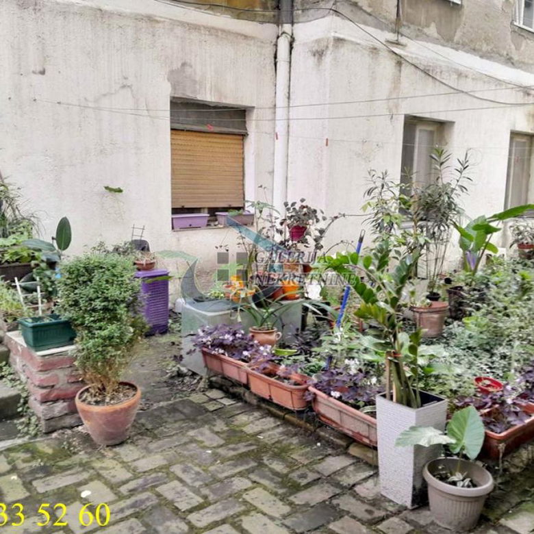 Dvoiposoban stan na prodaju, Skupština, Beograd, 45m², 167.000 €
