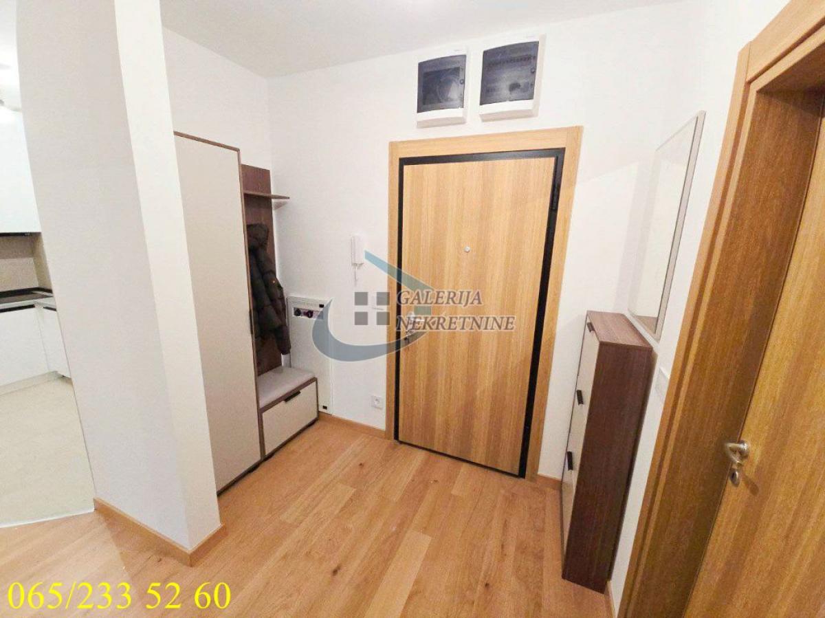 actionimagesite31agencygalerijanekimgfzuu0dypaj-18 Trosoban stan na prodaju, Kluz, Beograd, 67m², 3. sprat, 240.000 €