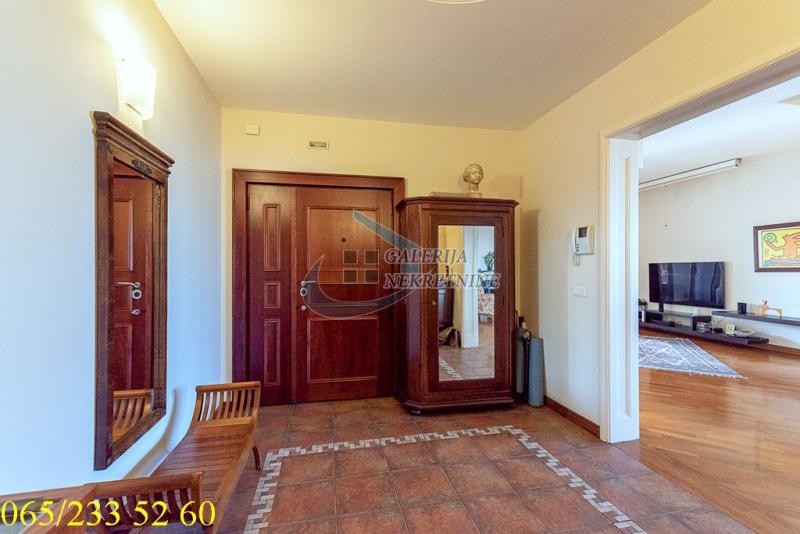 actionimagesite31agencygalerijanekimggf3ugwi5d4-12 Petosoban stan na prodaju, FON, Beograd, 375m², 980.000 €