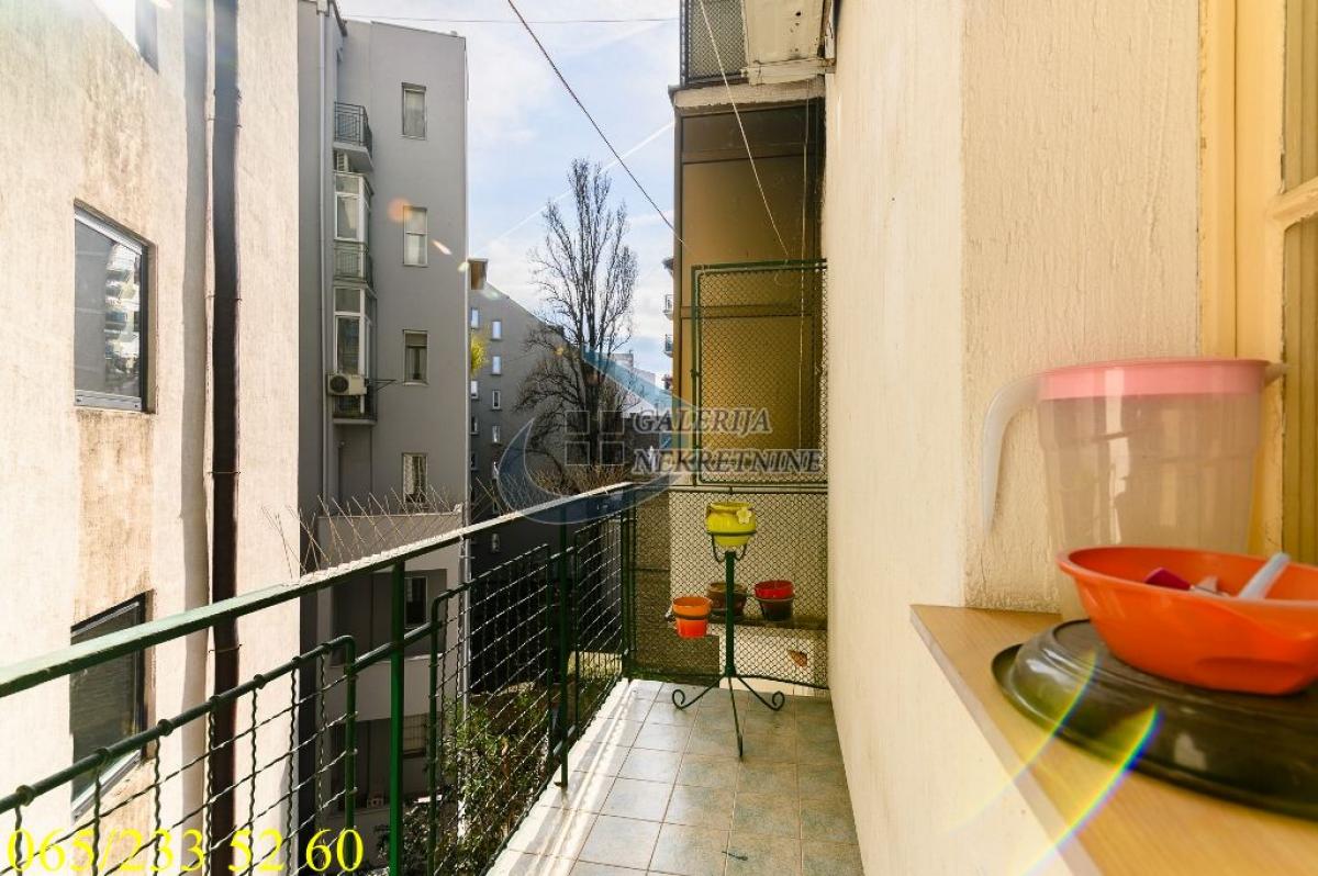 Trosoban stan na prodaju, Slavija, Beograd, 85m², 360.000 €