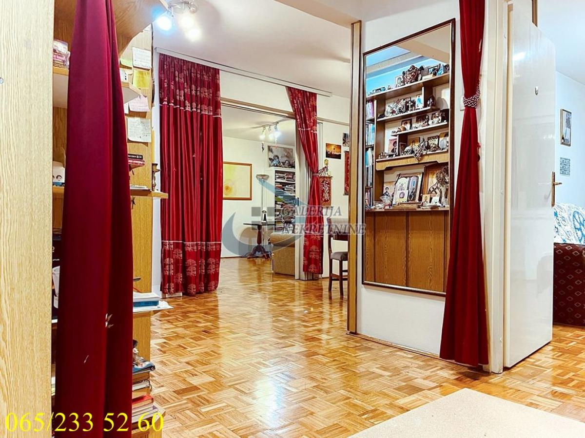 Troiposoban stan na prodaju, Žarkovo, Beograd, 103m², 268.000 €