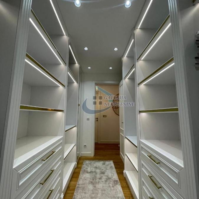 Četvorosoban stan na prodaju, Dedinje, Beograd, 175m², 950.000 €