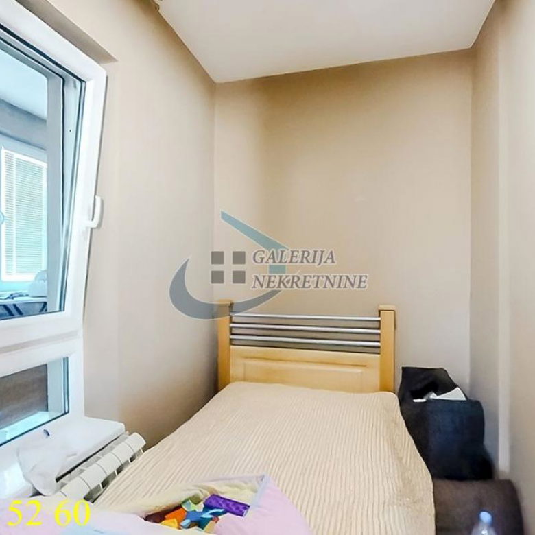 Četvoroiposoban stan na prodaju, Đeram Pijaca, Beograd, 157m², 375.000 €