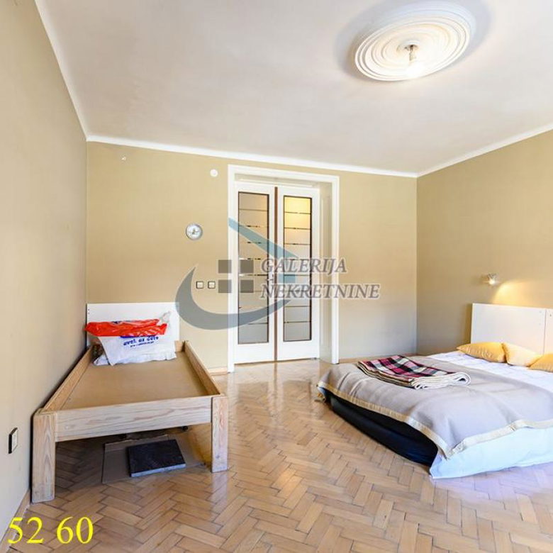 Trosoban stan na prodaju, Zeleni Venac, Beograd, 72m², 225.000 €