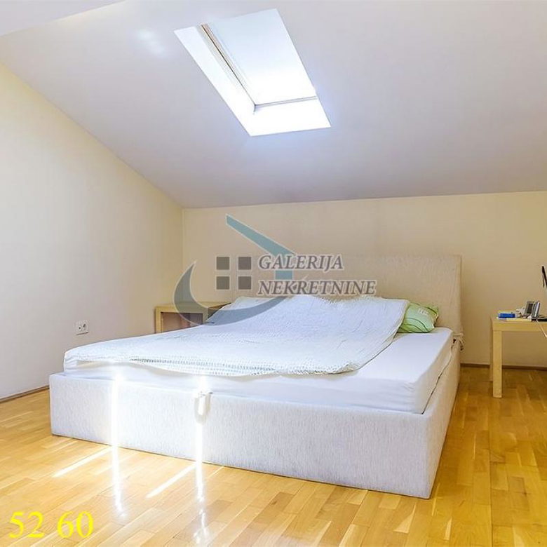 Četvoroiposoban stan na prodaju, Đeram Pijaca, Beograd, 157m², 375.000 €