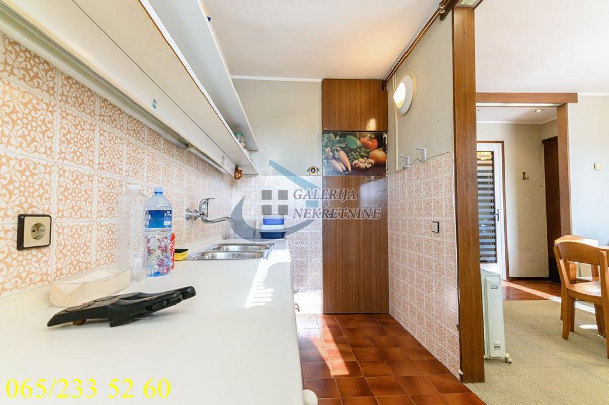 Trosoban stan na prodaju, Zeleni Venac, Beograd, 72m², 225.000 €