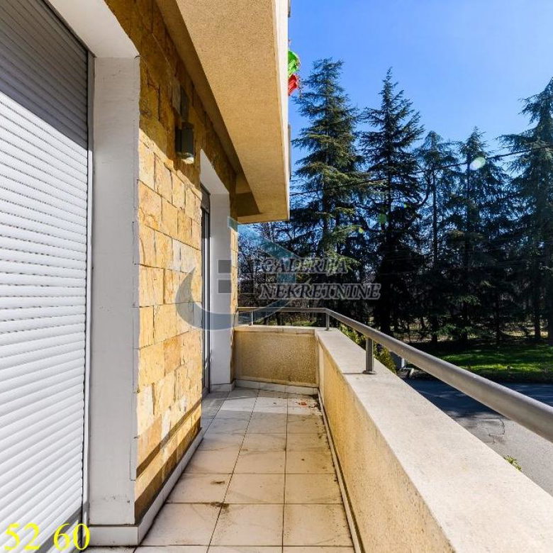 Petosoban stan za izdavanje, Banovo Brdo, Beograd, 195m², 2.500 €/mes