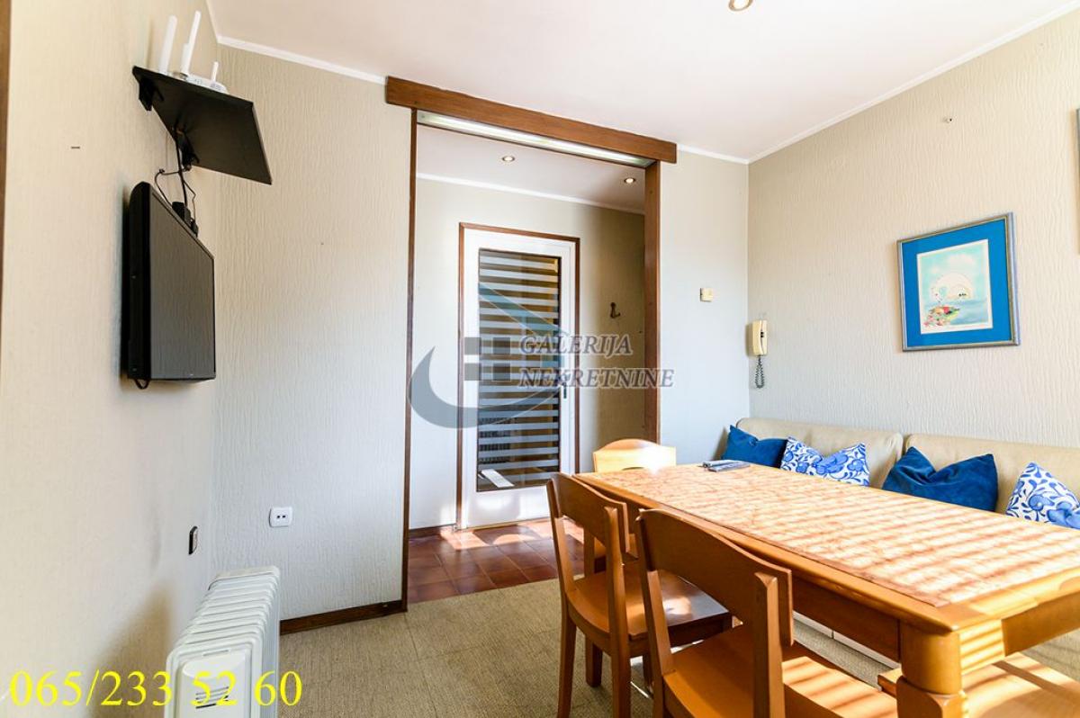 Trosoban stan na prodaju, Zeleni Venac, Beograd, 72m², 225.000 €