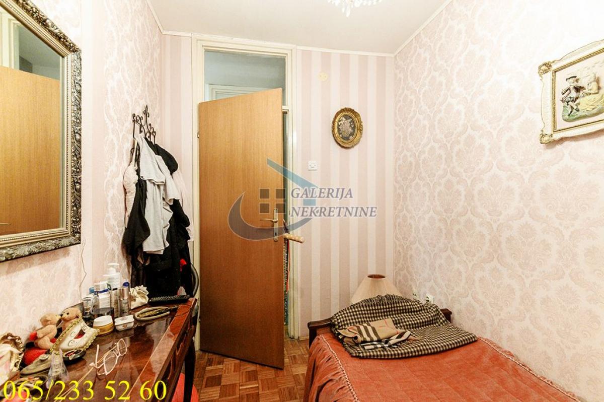 Troiposoban stan na prodaju, Karađorđev Park, Beograd, 73m², 299.000 €