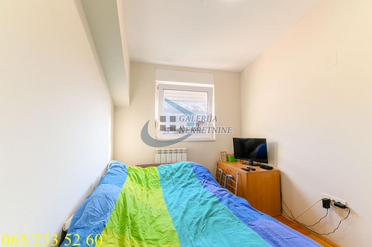 Trosoban stan na prodaju, Učiteljsko Naselje, Beograd, 58m², 199.000 €