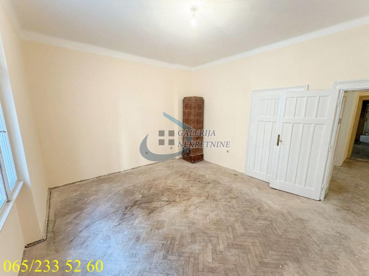 Četvorosoban stan na prodaju, Gundulićev Venac, Beograd, 91m², 359.000 €