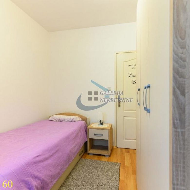 Kuća na prodaju, Borča, Beograd, 247m², 470.000 €