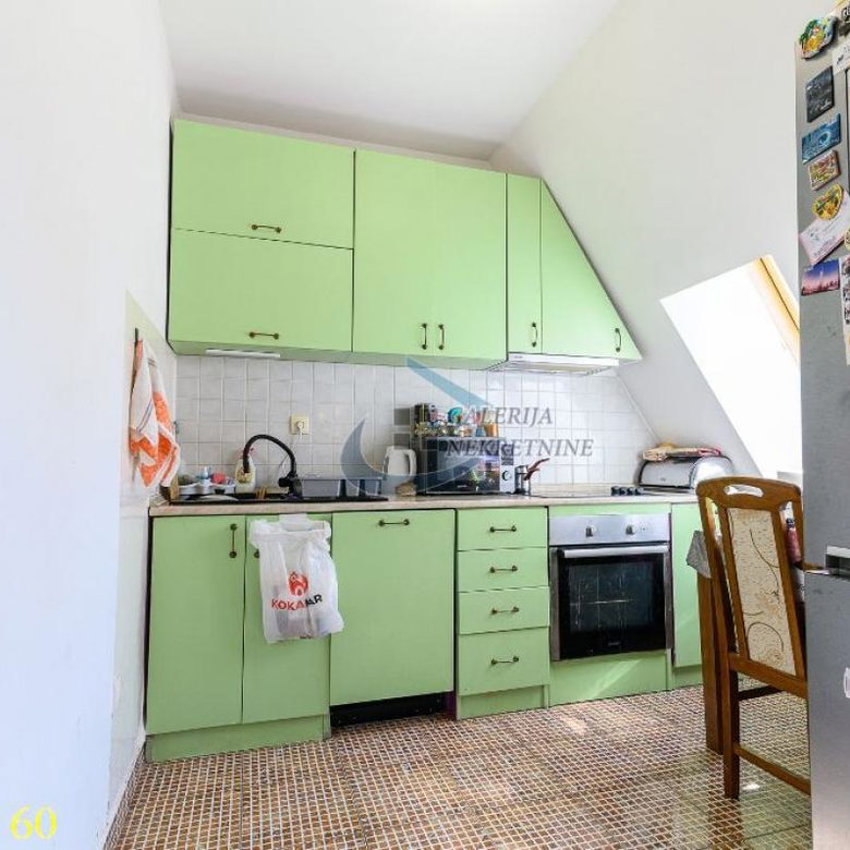 Troiposoban stan na prodaju, Lekino Brdo, Beograd, 119m², 304.000 €