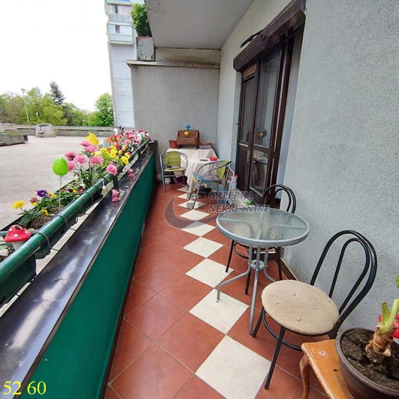 Dvoiposoban stan na prodaju, Labudovo Brdo, Beograd, 64m², 177.000 €