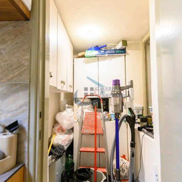 Četvorosoban stan na prodaju, Gradska Bolnica, Beograd, 104m², 3. sprat, 348.000 €