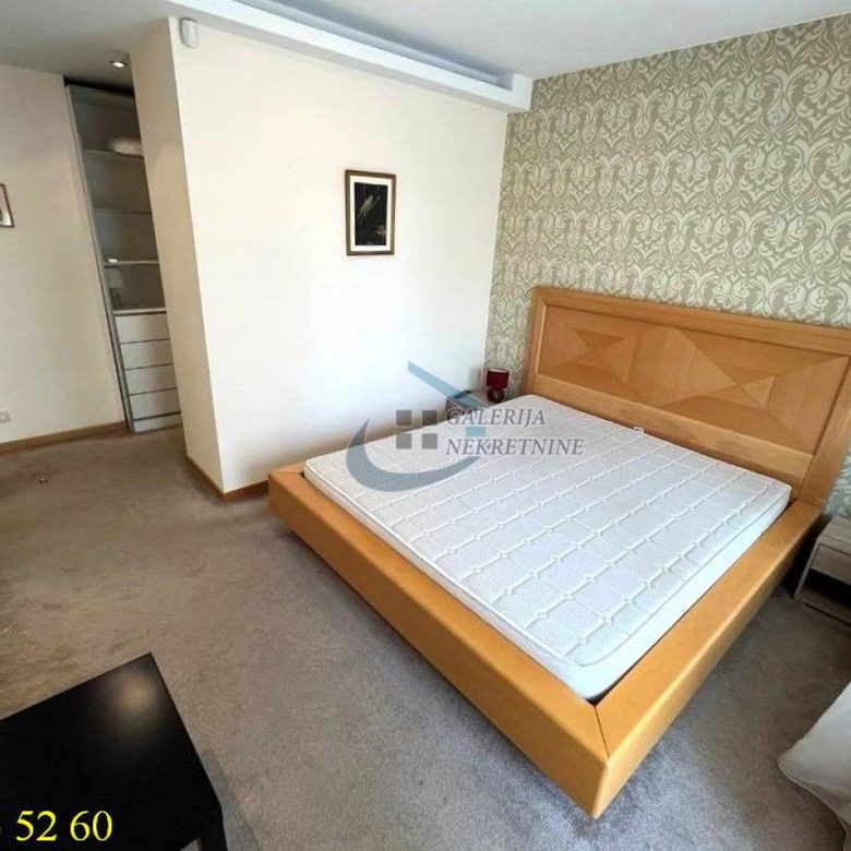 Trosoban stan na prodaju, Blok 67 – Belville, Beograd, 106m², 380.000 €