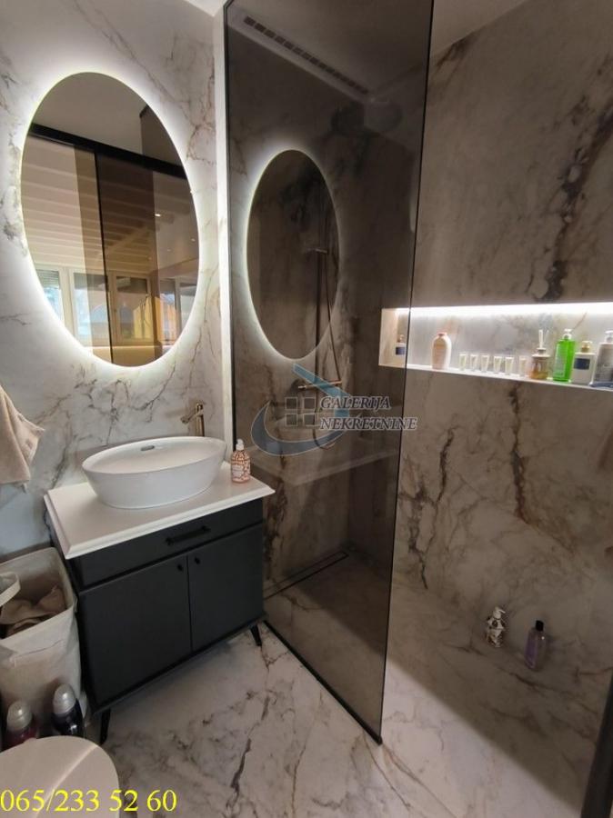 Jednosoban stan na prodaju, Terazije, Beograd, 38m², 1. sprat, 247.000 €