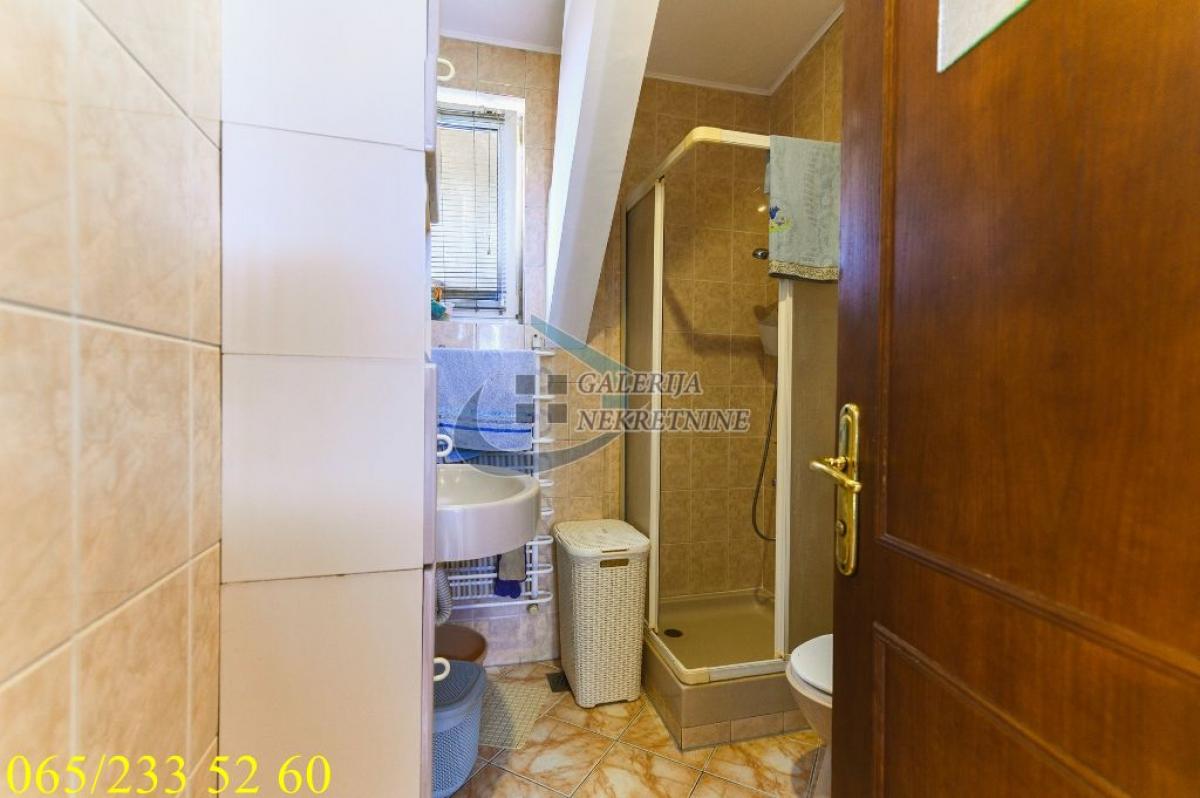 Petosoban stan na prodaju, Atelje 212, Beograd, 108m², 465.000 €