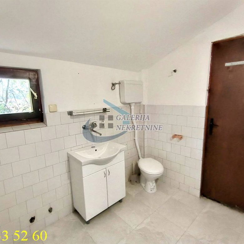Kuća na prodaju, Mali Mokri Lug, Beograd, 59m², 108.000 €