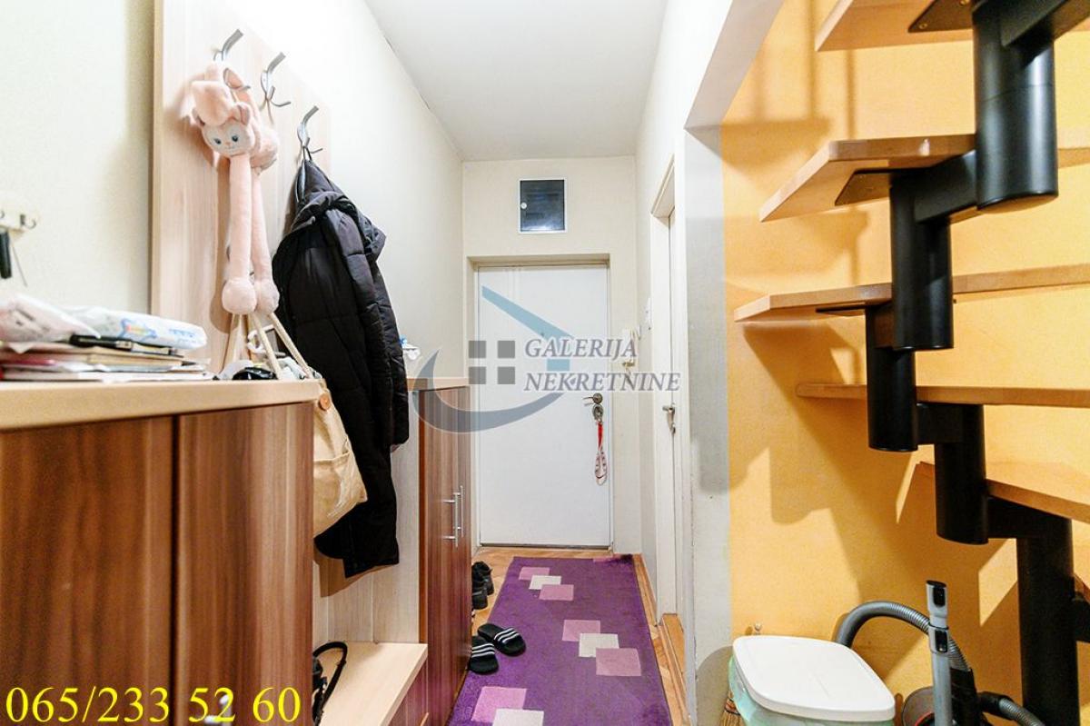 actionimagesite31agencygalerijanekimgsjn0ssuwp3-20 Trosoban stan na prodaju, Karaburma, Beograd, 72m², 4. sprat, 155.000 €