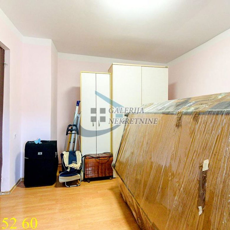 Dvosoban stan na prodaju, Đeram Pijaca, Beograd, 37m², 1. sprat, 109.800 €