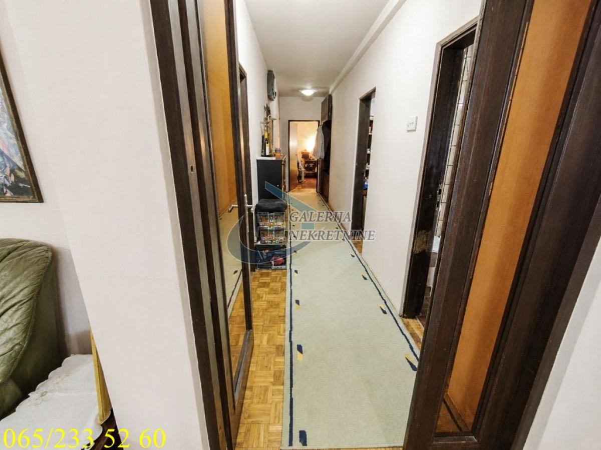 Četvorosoban stan na prodaju, Centar, Beograd, 109m², 245.000 €
