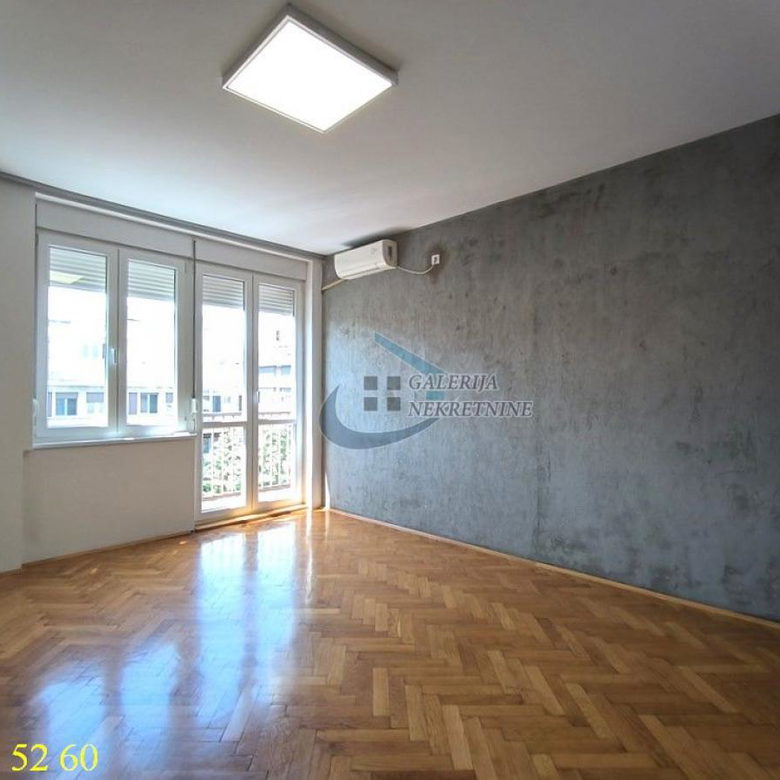 Dvosoban stan na prodaju, Dorćol, Beograd, 68m², 5. sprat, 289.000 €