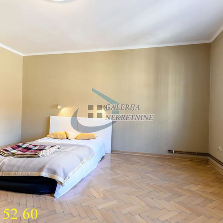 Trosoban stan na prodaju, Zeleni Venac, Beograd, 72m², 225.000 €