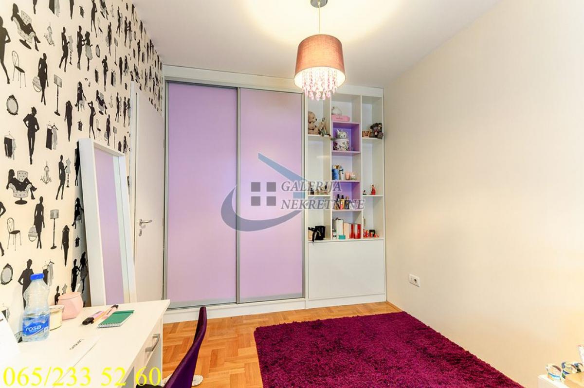 Trosoban stan na prodaju, Učiteljsko Naselje, Beograd, 58m², 199.000 €