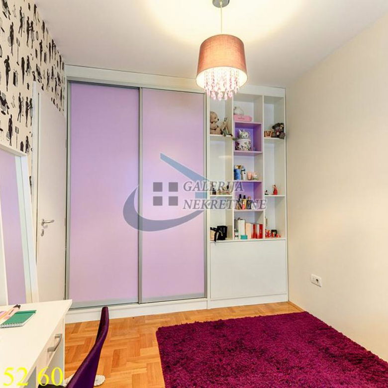 Trosoban stan na prodaju, Učiteljsko Naselje, Beograd, 58m², 199.000 €