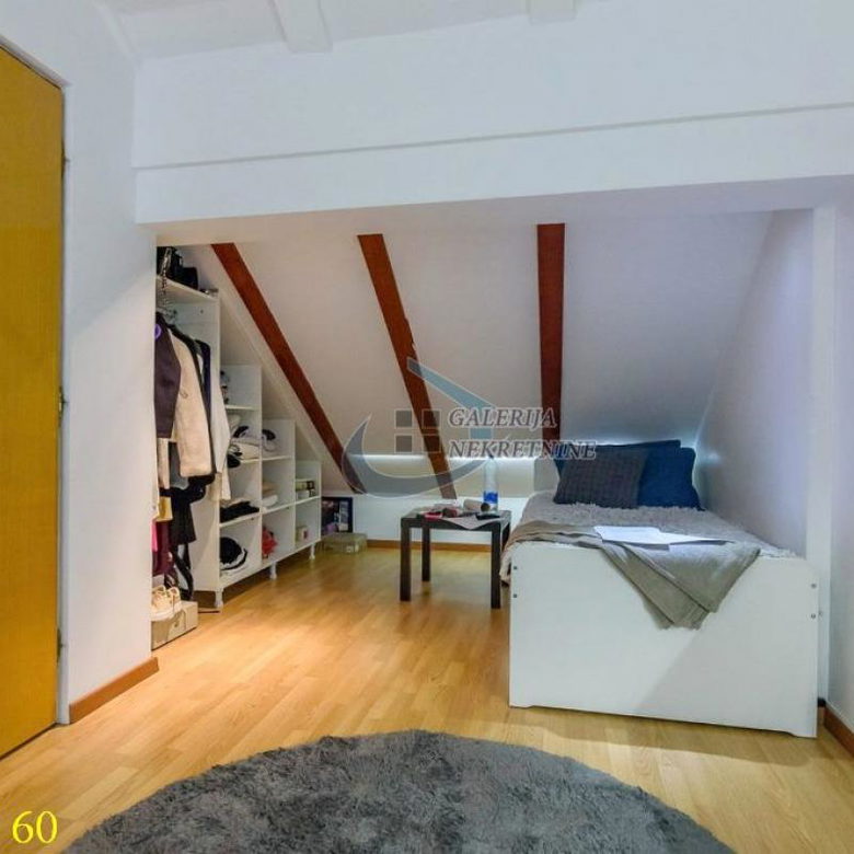 Četvorosoban stan na prodaju, Gundulićev Venac, Beograd, 104m², 5. sprat, 380.000 €