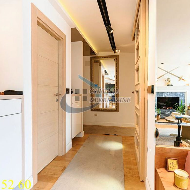 Trosoban stan na prodaju, Južni Bulevar, Beograd, 83m², 389.000 €