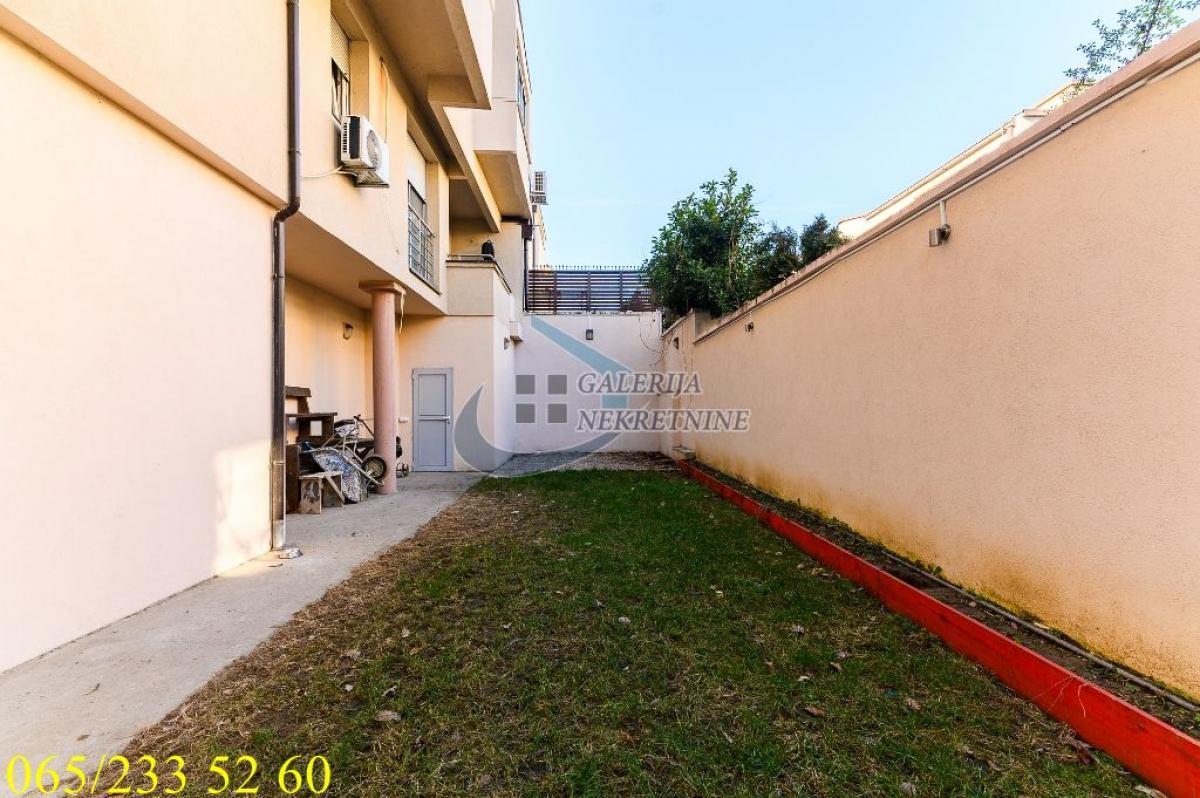 Petosoban stan za izdavanje, Banovo Brdo, Beograd, 195m², 2.500 €/mes