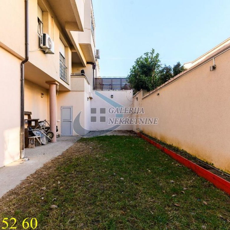Petosoban stan za izdavanje, Banovo Brdo, Beograd, 195m², 2.500 €/mes