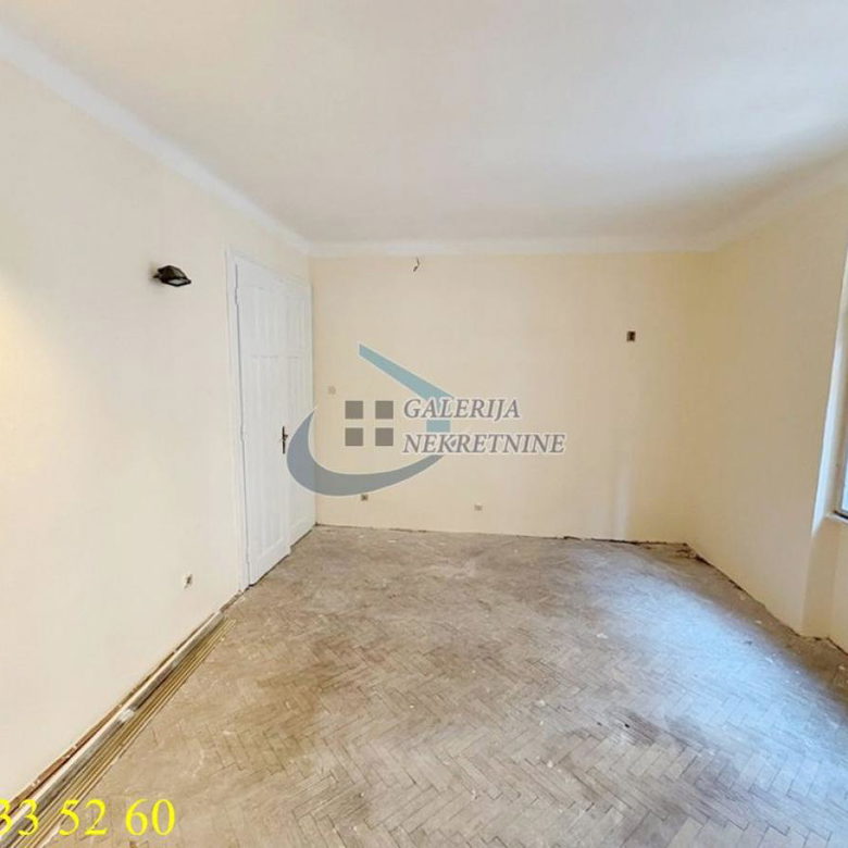 Četvorosoban stan na prodaju, Gundulićev Venac, Beograd, 91m², 359.000 €