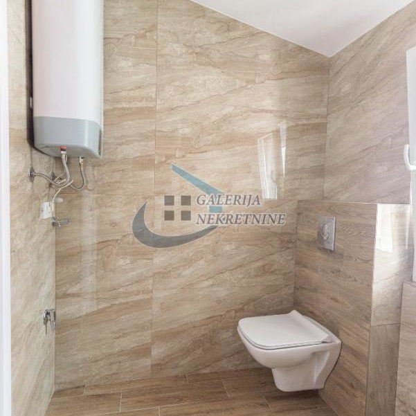 Trosoban stan na prodaju, Hala Pionir, Beograd, 68m², 237.500 €