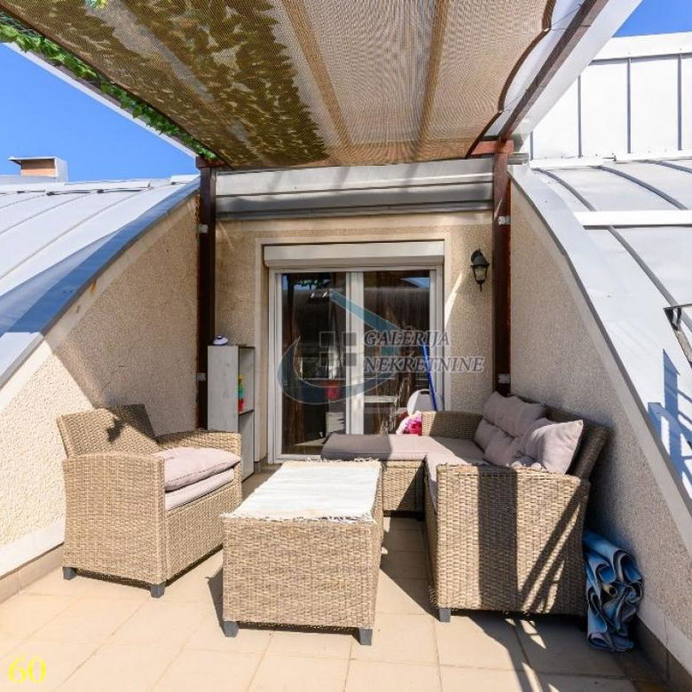Troiposoban stan na prodaju, Lekino Brdo, Beograd, 119m², 304.000 €